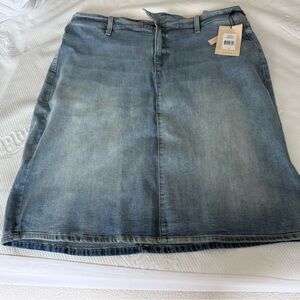 NYDJ Classic Blue Denim Pencil Skirt